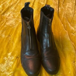 Ariat Heritage zip front ankle riding boots